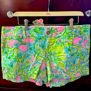 Lilly Pulitzer Coconut Jungle Print Walsh Shorts